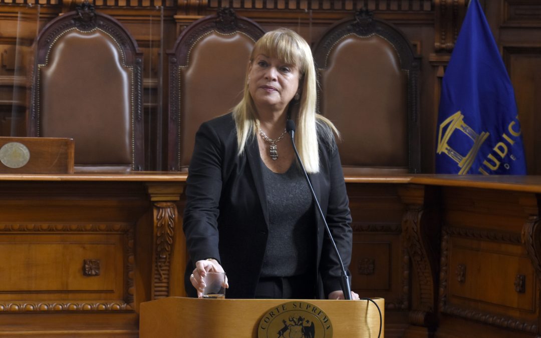 (Fotografías) Ministra vocera de la Corte Suprema, Ángela Vivanco, en punto de prensa