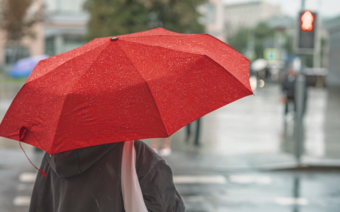 Lluvia podría declinar este viernes, pero el lunes llegaría otro sistema frontal a la zona central
