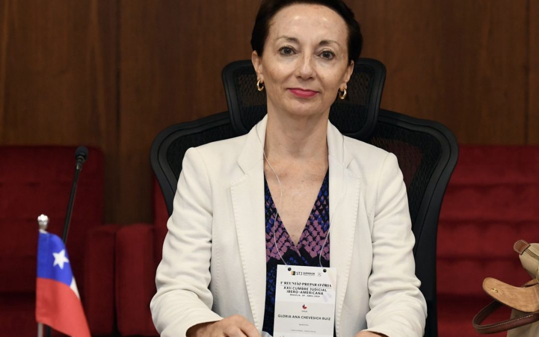 Ministra Gloria Ana Chevesich explica algunos aspectos de nuevo cargo en cuaderno de remoción de ministra Ángela Vivanco