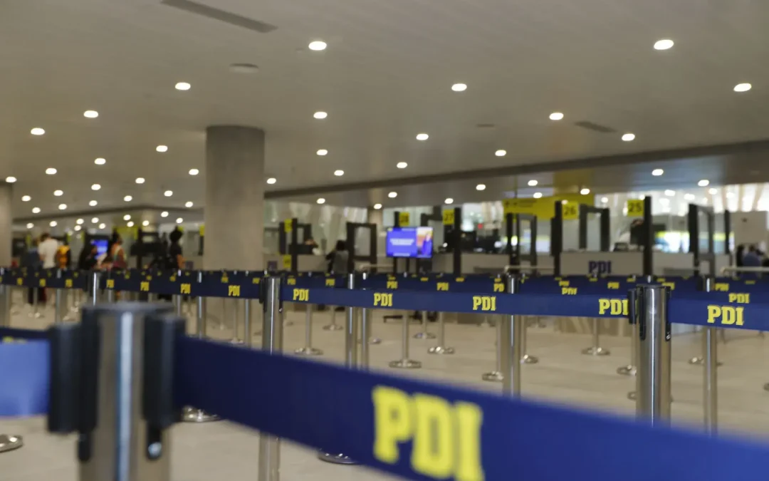 A Sala norma que faculta a la PDI a usar autentificación biométrica en el transporte aéreo