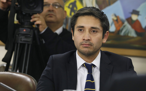 Por por fraude al fisco: Ministerio Público solicitó desafuero de diputado Calisto 