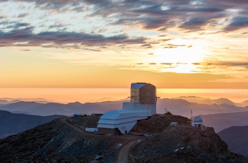 Astrónomo U. de Chile analizará los millones de datos del Observatorio Vera Rubin