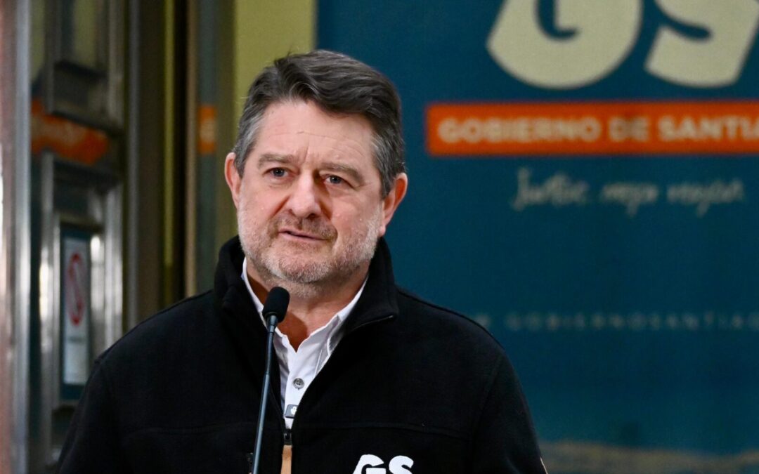 Corte de Santiago desestima solicitud de desafuero de gobernador Orrego