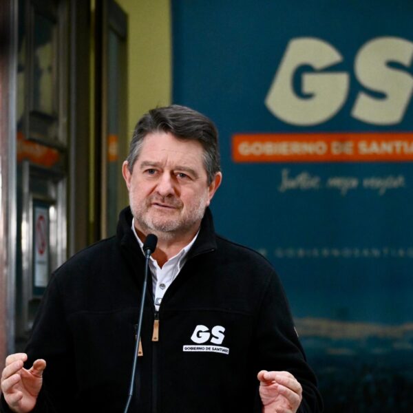 Corte de Santiago desestima solicitud de desafuero de gobernador Orrego