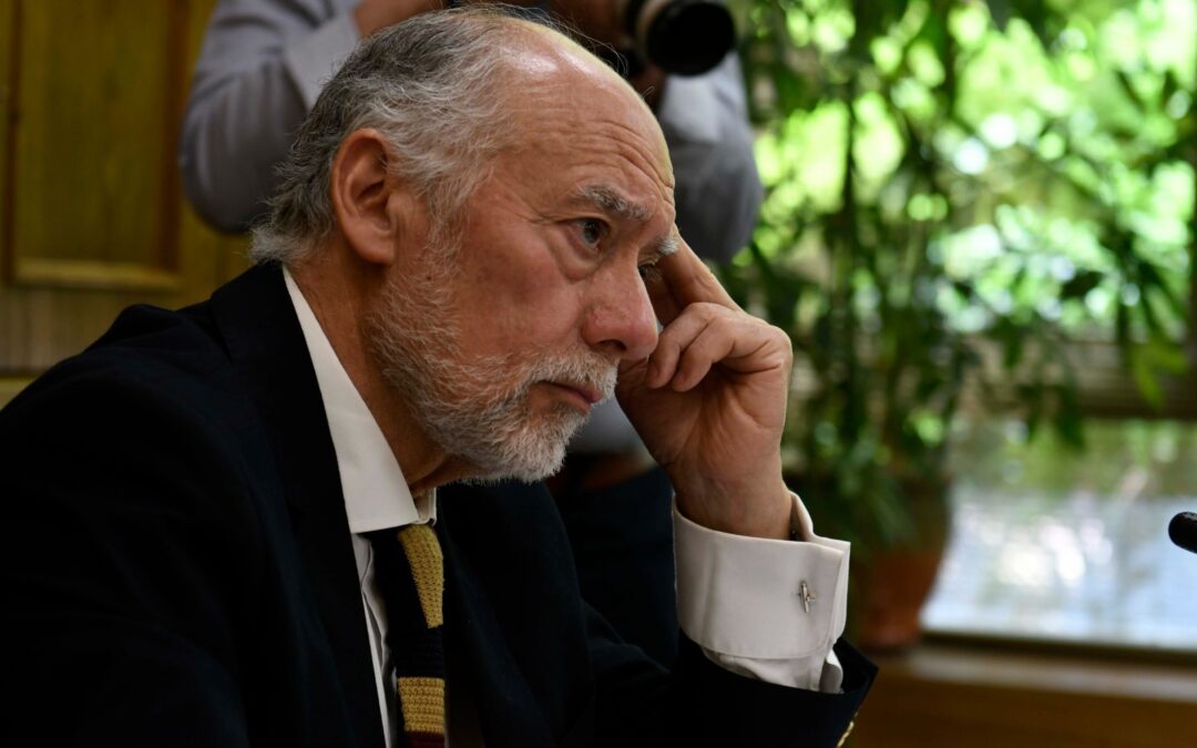 Senador Iván Flores: “El nuevo gobierno entra con el Senado empatado y eso obliga a conversar”