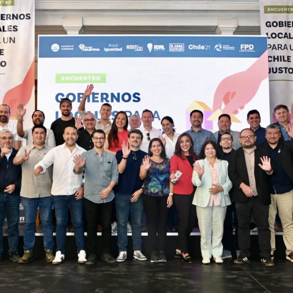 Alcaldes y alcaldesas del progresismo refuerzan su unidad para enfrentar el nuevo ciclo político